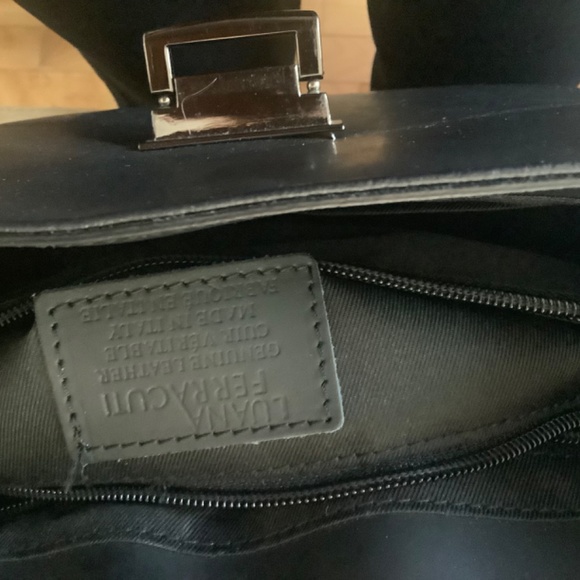 New Luana Ferracuti Leather Handbags - Picture 5 of 6